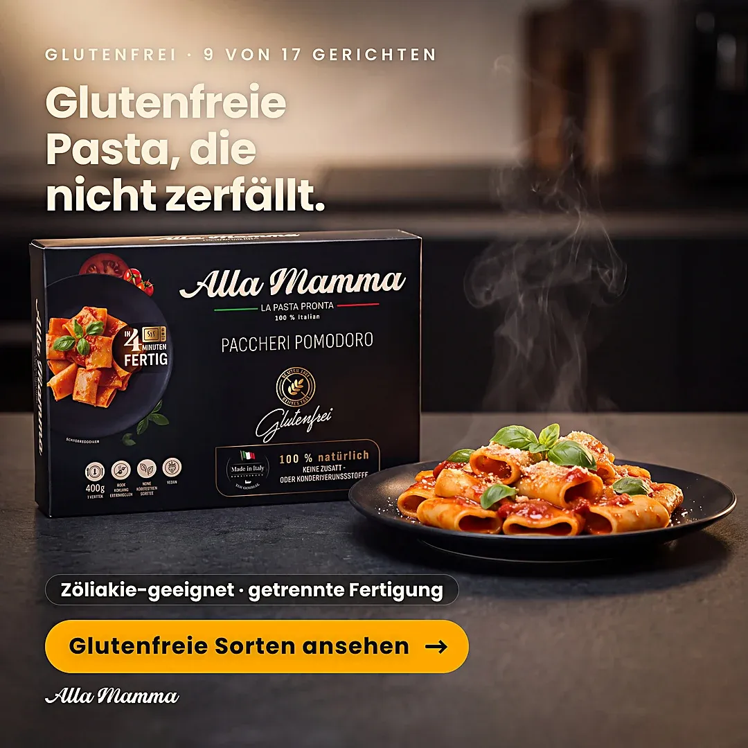 Anzeige für Alla Mamma: Packung Paccheri Pomodoro glutenfrei neben dem Teller — „Glutenfreie Pasta, die nicht zerfällt.“ Zöliakie-geeignet, getrennte Fertigung.